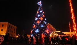 Klaipėdoje įžiebta Kalėdų eglė