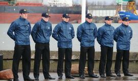 Smiltynėje atidengtas paminklas "Albatrosas"