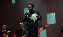 „Švyturio arenoje“ pasirodė Michaelo Jacksono antrininkas