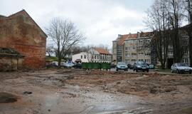 Didžiojo Vandens gatvė Klaipėdoje paskendo purve