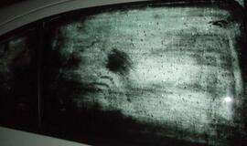 Girti vairuotojai daužė automobilius