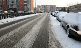 Žiema į darbą pašaukė kelių valytojus