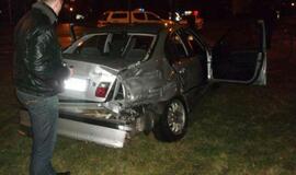 Vilkikas sankryžoje taranavo BMW