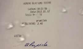 Girti vairuotojai daužė automobilius