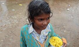 Tikintis geresnio derliaus, Indijoje dievams paaukota septynerių metukų mergaitė