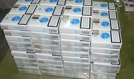 Kėdainiškis ir Šiaulių rajono gyventoja gabeno kontrabandinius rūkalus