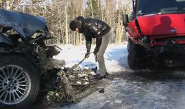 Klaipėdos rajone jaunuolis sudaužė BMW