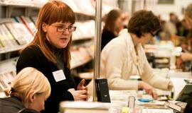 Knygų mugė sutraukė minią skaitytojų