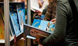 Knygų mugė sutraukė minią skaitytojų