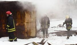 Ugniagesiai skubėjo į gaisrą Klaipėdos centre