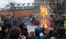 Į Užgavėnes – ir per lietų