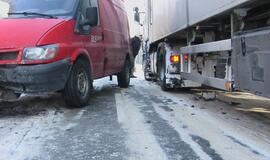 Klaipėdos rajone jaunuolis sudaužė BMW