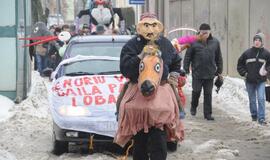 Į Užgavėnes – ir per lietų