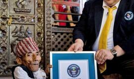 54,6 cm ūgio nepalietis - mažiausias žmogus pasaulyje