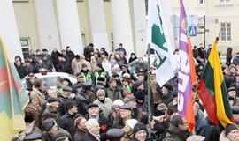 Policija padėkojo mitingo dalyviams