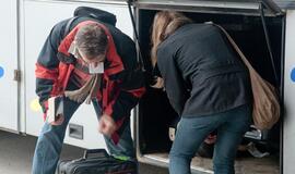 Nepatenkintųjų alternatyvos - emigruoti arba nusižudyti