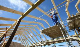 Moterų krizių centro statybas jau puošia vainikas