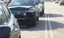 Prabangi avarija per žioplumą