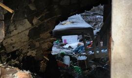 Klaipėdoje degė apleistas pastatas