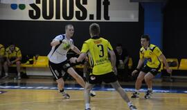 Rankinis: "Žemaitijos dragūnas" - "Dobeles Tenax"