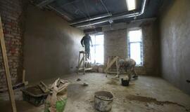 Teatro rūmus apžiūrėjo būrys klaipėdiečių