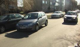 Girtas jubiliatas daužė "Audi" automobilius