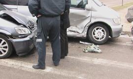 Skolintu mikroautobusu sudaužė naują pirkinį