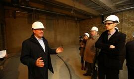 Teatro rūmus apžiūrėjo būrys klaipėdiečių