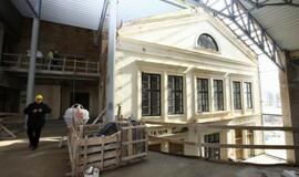 Teatro rūmus apžiūrėjo būrys klaipėdiečių