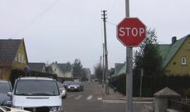 Skolintu mikroautobusu sudaužė naują pirkinį