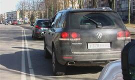 Prabangi avarija per žioplumą