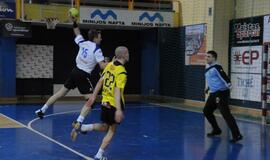 Rankinis: "Žemaitijos dragūnas" - "Dobeles Tenax"