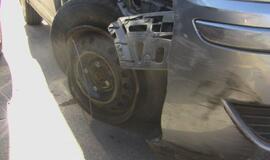 Girtas jubiliatas daužė "Audi" automobilius