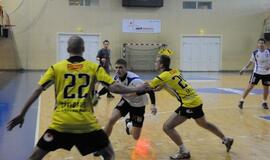 Rankinis: "Žemaitijos dragūnas" - "Dobeles Tenax"