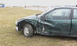 Laisvojoje ekonominėje zonoje dužo automobiliai