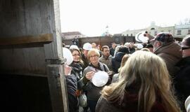 Teatro rūmus apžiūrėjo būrys klaipėdiečių