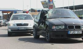 BMW ir sunkvežimio avarija sudarė spūstis