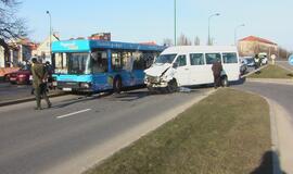 Blogas rytas pasirinkusiems viešąjį transportą