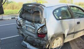 Didelis autobusas sukėlė didelę avariją