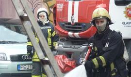 Klaipėdos centre degė sandėliukas