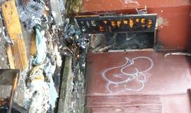 Klaipėdos centre degė sandėliukas