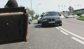 BMW ir sunkvežimio avarija sudarė spūstis