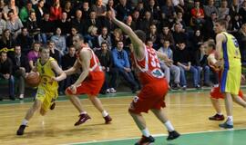 "Nafta-Universitetas" - pusfinalyje