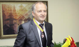 Jurgiui Kairiui įteiktas Sporto garbės komandoro ženklas