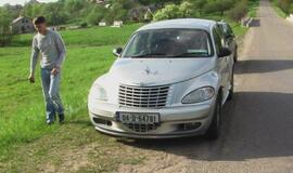 Kraupus apiplėšimas ir automobilio gaudynės