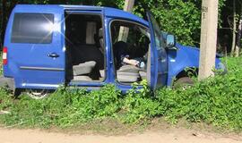 Miręs vairuotojas važiavo dar pusę kilometro