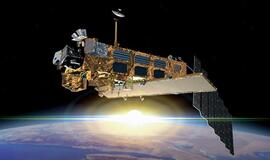 Neveikiantis palydovas aplink Žemę skries dar 150 metų