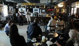 Fotografijų aukcionas Vilties namams statyti