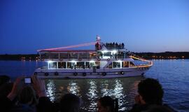 Laivų paradas nušvietė Klaipėdą