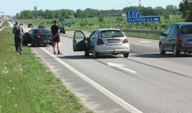 Plačiame Palangos kelyje - smūgis į užpakalį